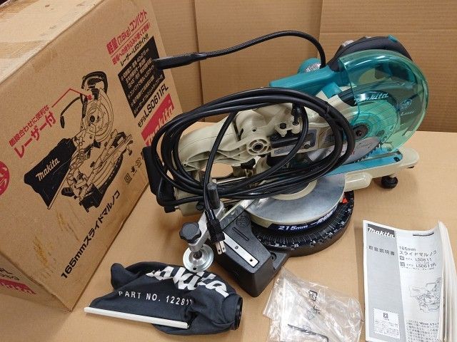 【未使用品】 訳あり マキタ 165mm スライドマルノコ LS0611FL レーザー・LEDライト付