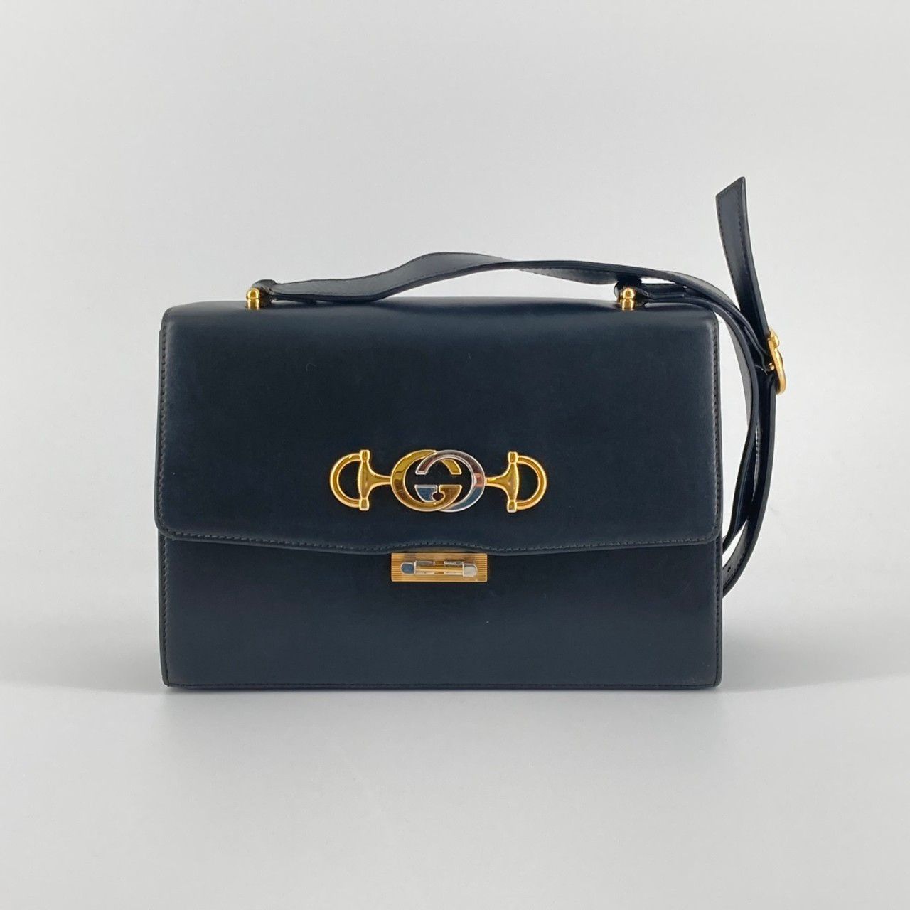 GUCCI（グッチ） ズゥミ 576388 ショルダーバッグ ブラック - メルカリ
