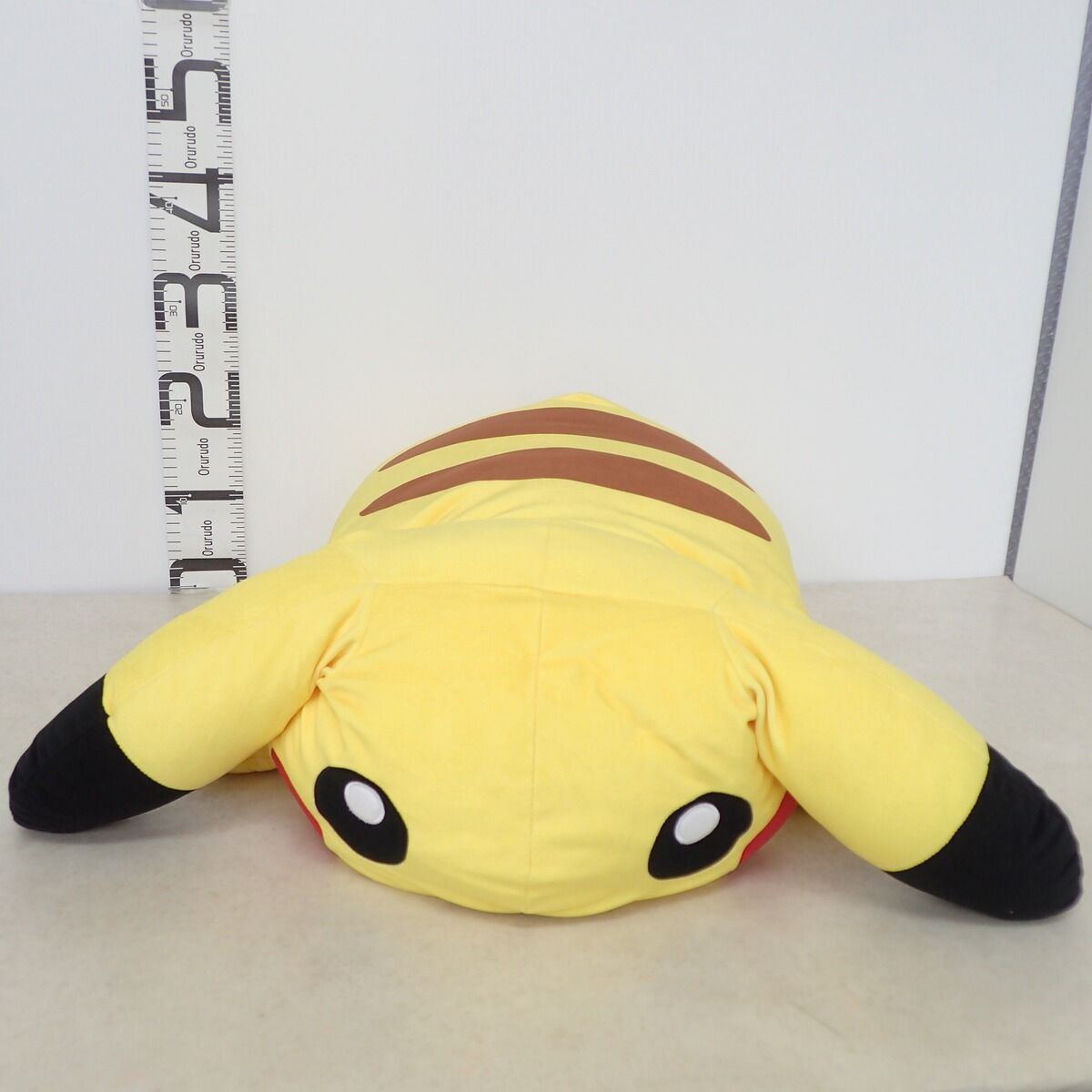 ポケモンセンター もっちりクッション 大きいくったりピカチュウ 紙
