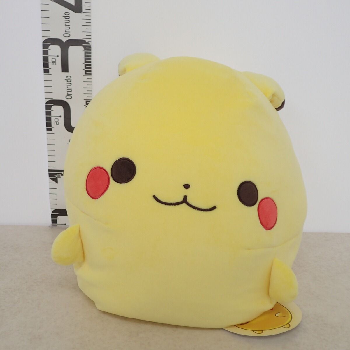 ポケットモンスター ピカチュウ 特大ぬいぐるみ クッション ピカチュウぬいぐるみ ポケモン クッション 大きい ポケモンセンター