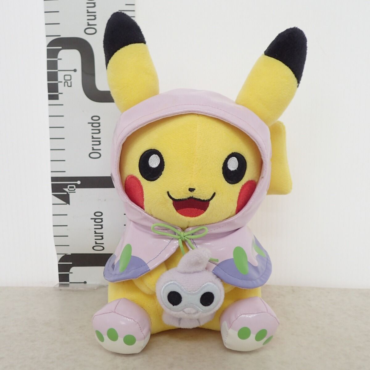 ポケモンセンター ぬいぐるみ コダックはノーてんき。 ピカチュウ 紙