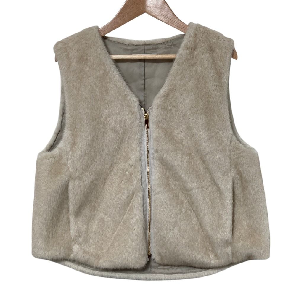 美品 25AW EPOCA エポカ エコファーVネックジレ ベスト M5E31-657-02 サイズ40 オフホワイト レディース 古着 中古 USED