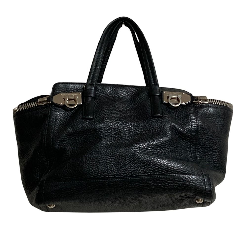 美品 Salvatore Ferragamo サルヴァトーレフェラガモ レザー ガンチーニ ハンドバッグ EZ-21 E424 ブラック レディース 古着 中古 USED