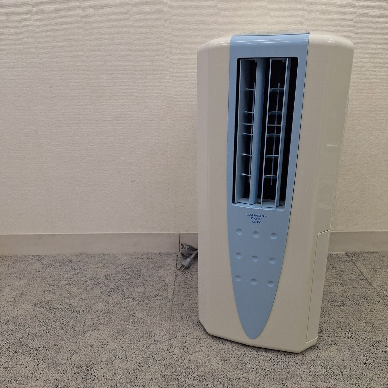 動作確認済み CORONA コロナ冷風衣類乾燥除湿器 どこでもクーラー CDM