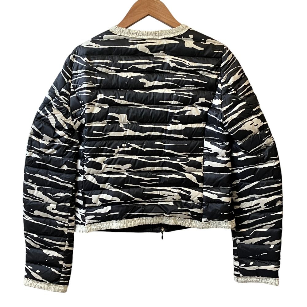 良品 MONCLER モンクレール FLAVIENNE ノーカラー ライトダウン