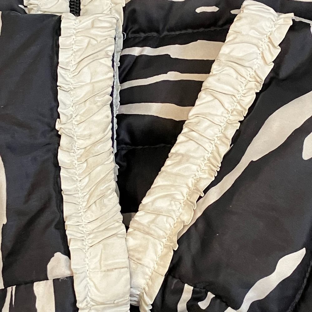 良品 MONCLER モンクレール FLAVIENNE ノーカラー ライトダウン