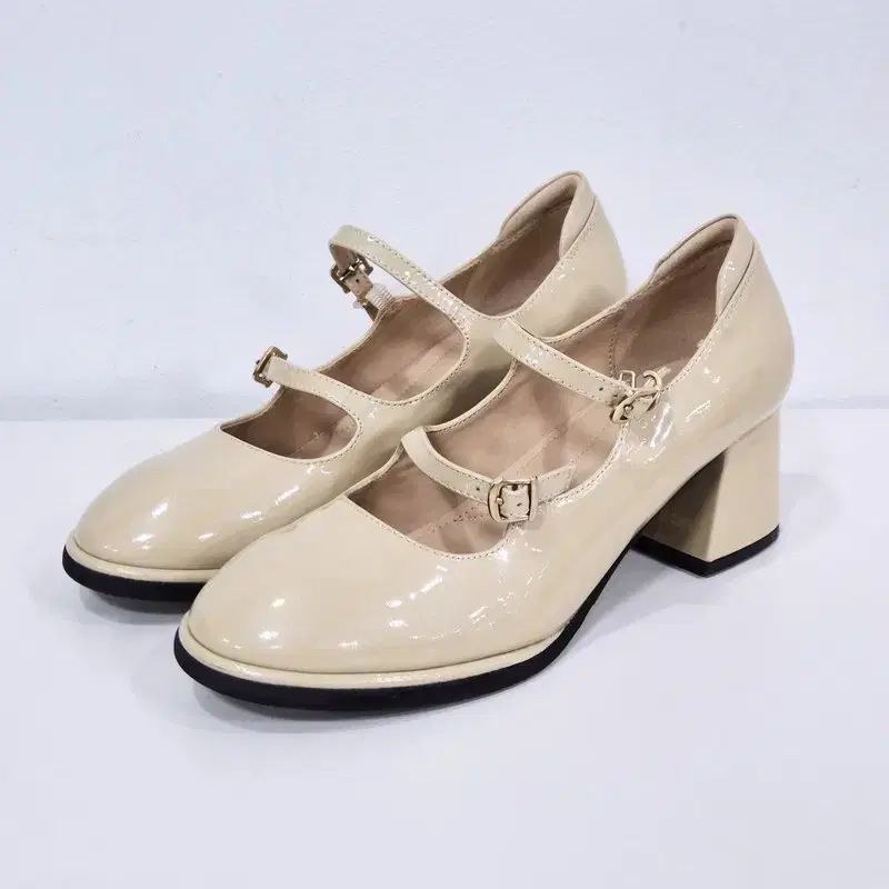 G studio 24ss ダブル ストラップ MARY JANE シューズ 240