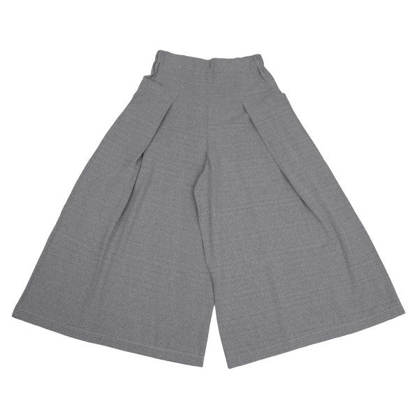 イッセイミヤケミーISSEY MIYAKE me ペーパー混タックワイドパンツ グレーF