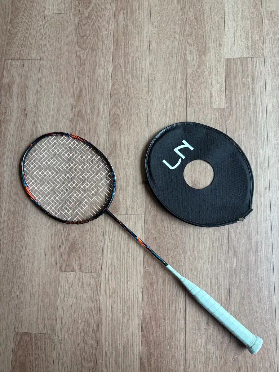 LI-NING エキスポース 90 new 4u 出品