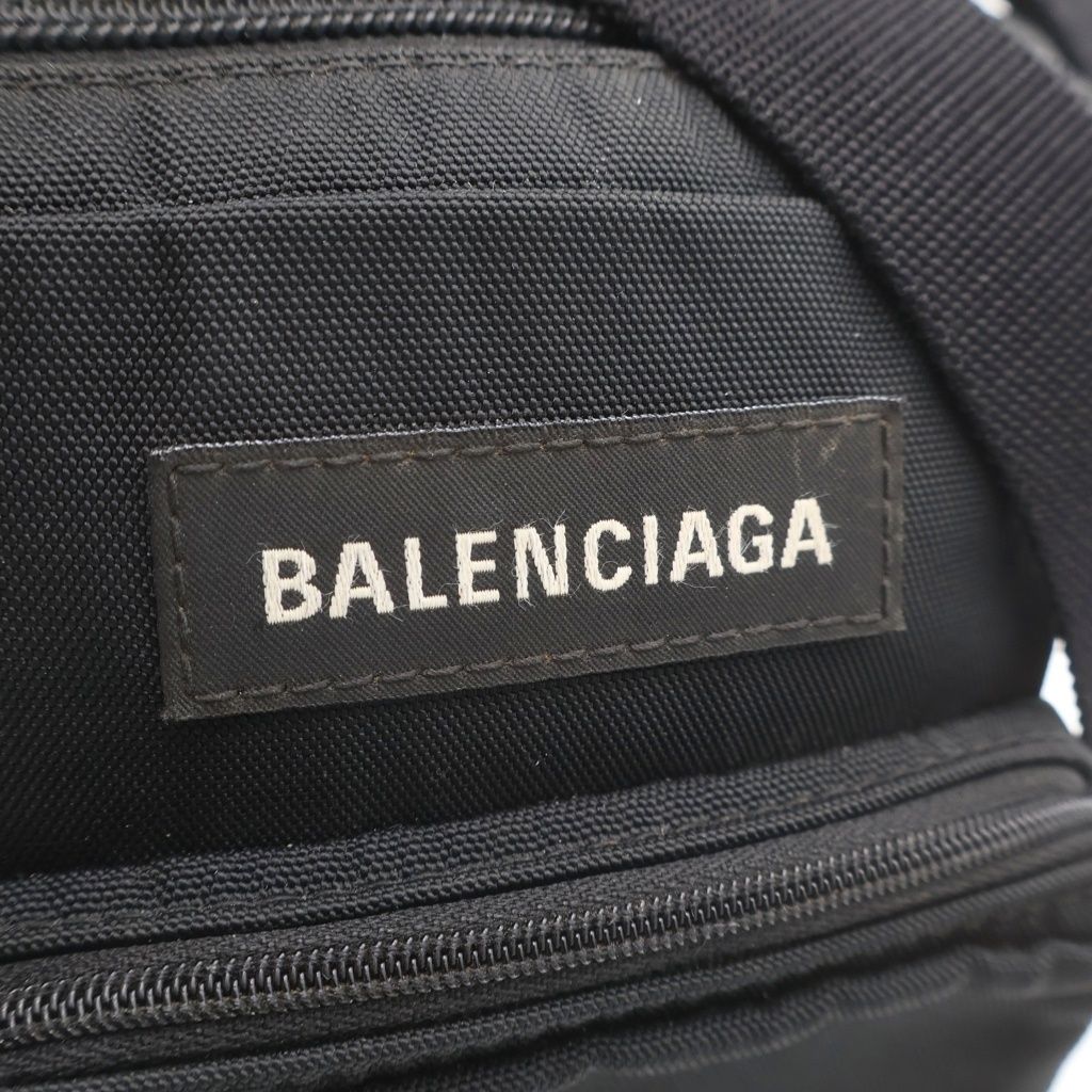 BALENCIAGA (バレンシアガ) エクスプローラー ナイロン ボディ