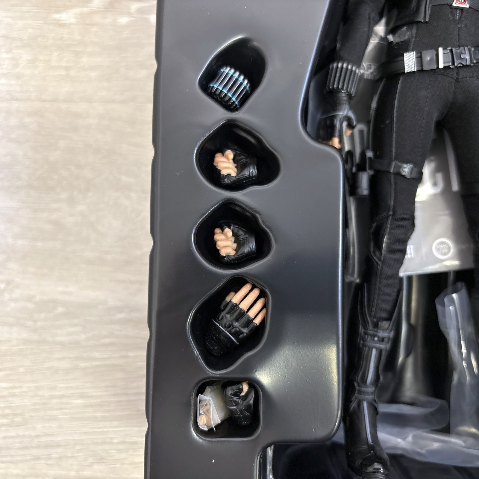 ホットトイズ ブラック・ウィドウ 1/6 ムービーマスターピース