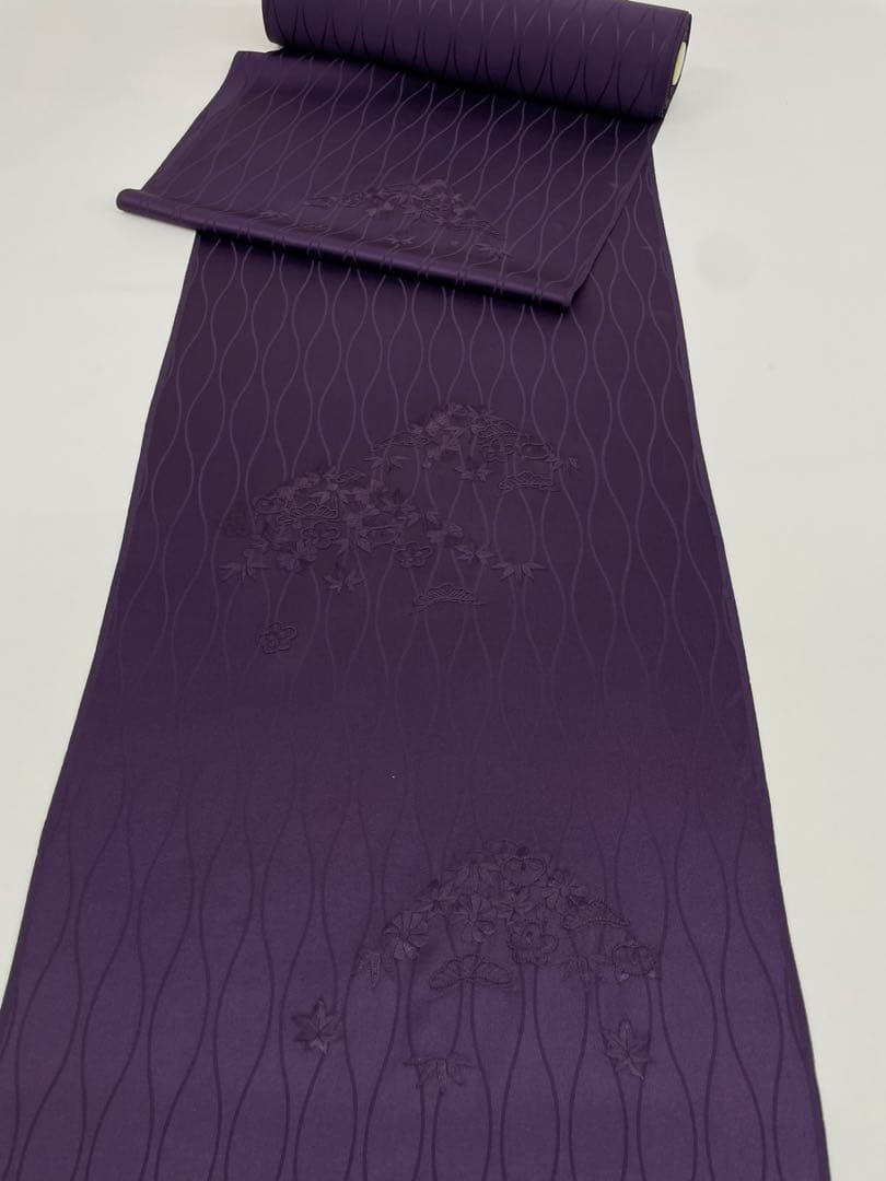 付け下げ 手刺繍 立涌文様 八掛付 正絹 反物 T9637 付け下げ 手刺繍 立涌文様 八掛付 正絹 反物 T9637