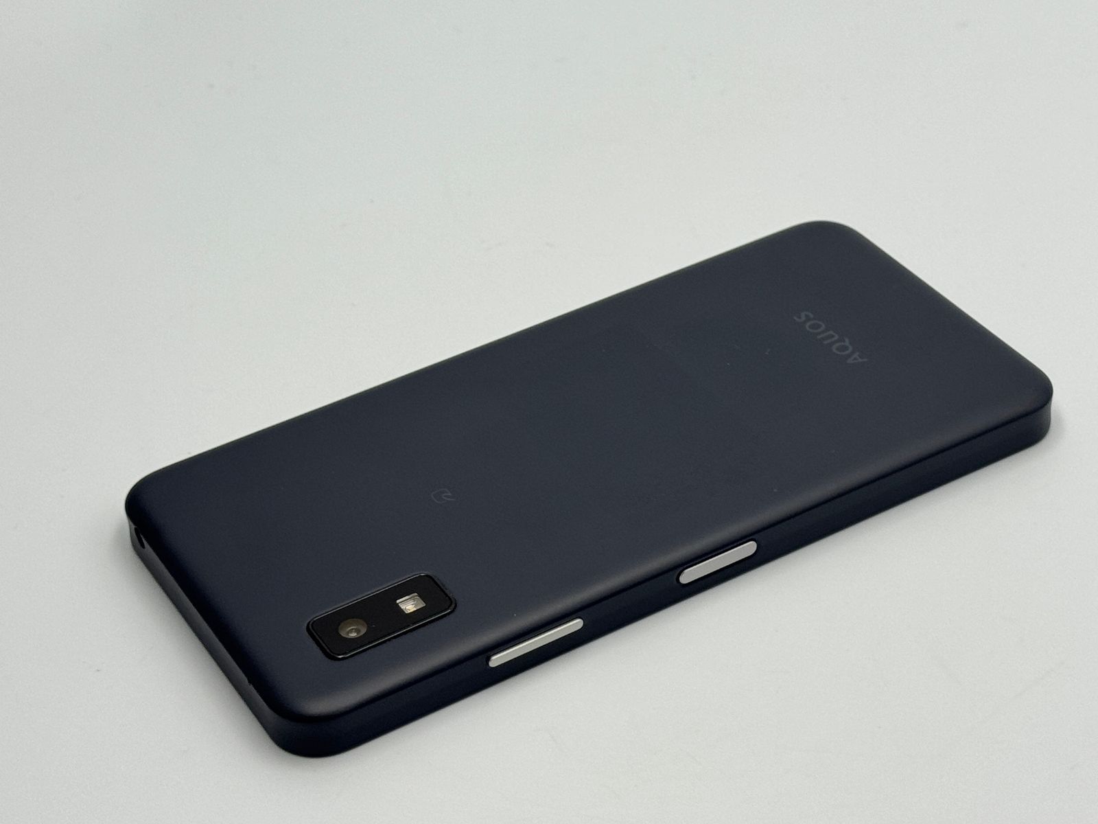訳あり中古C】AQUOS wish3 SH-M25 ブラック SIMフリー 白ロム - メルカリ