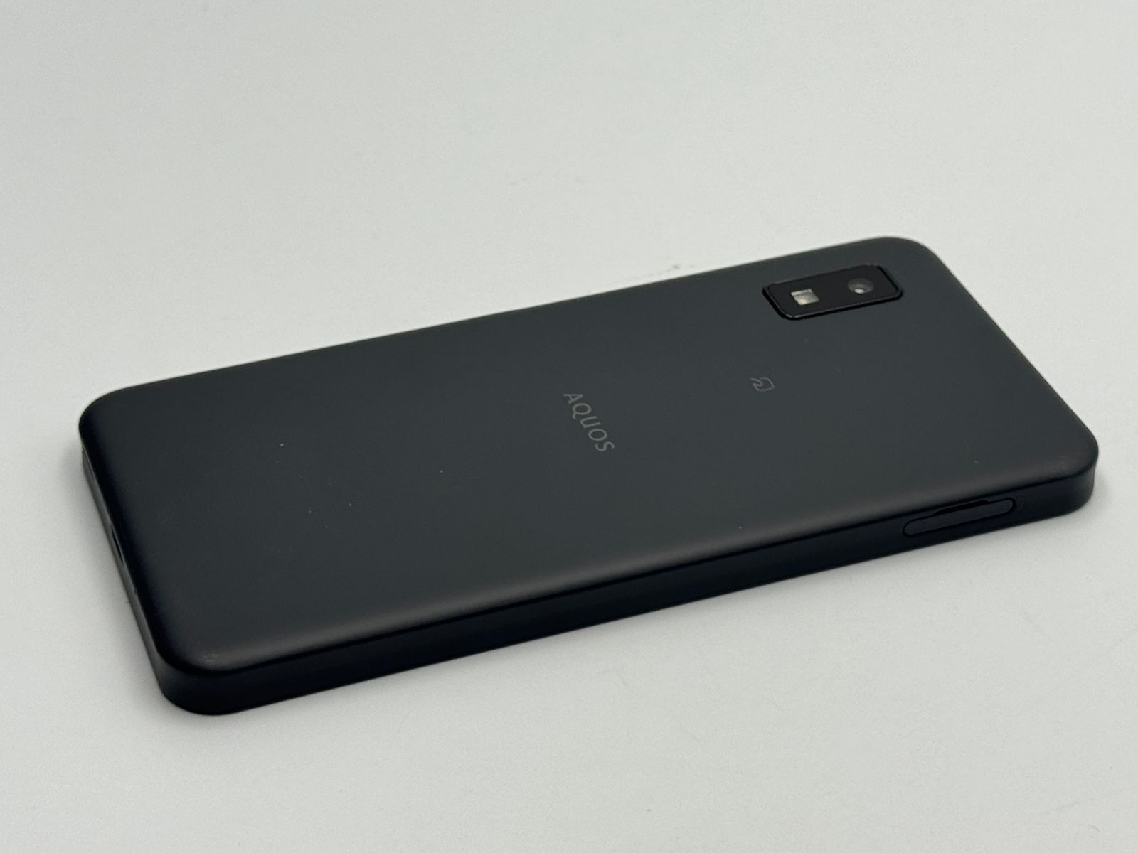 【中古B】AQUOS wish A103SH チャコール SIMフリー 白ロム