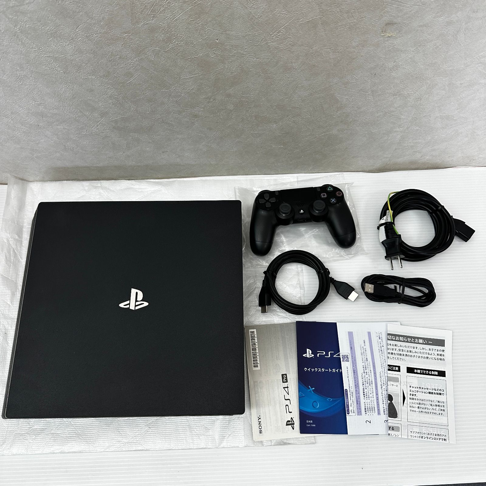訳あり品】PlayStation 4 Pro ジェット・ブラック (500GB / CUH-7100B