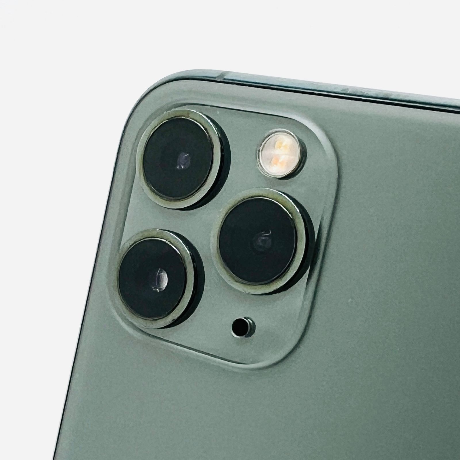 iPhone 11 Pro 256GB ミッドナイトグリーン 中古 Cランク - メルカリ