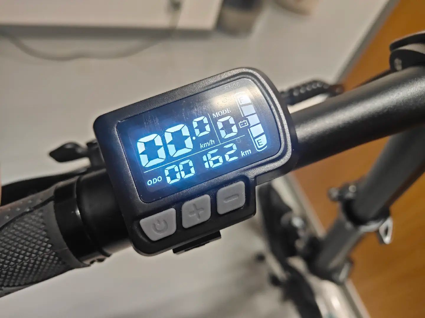 リユース品】電動アシスト自転車ERWAYA01 Lite ホワイト - メルカリ
