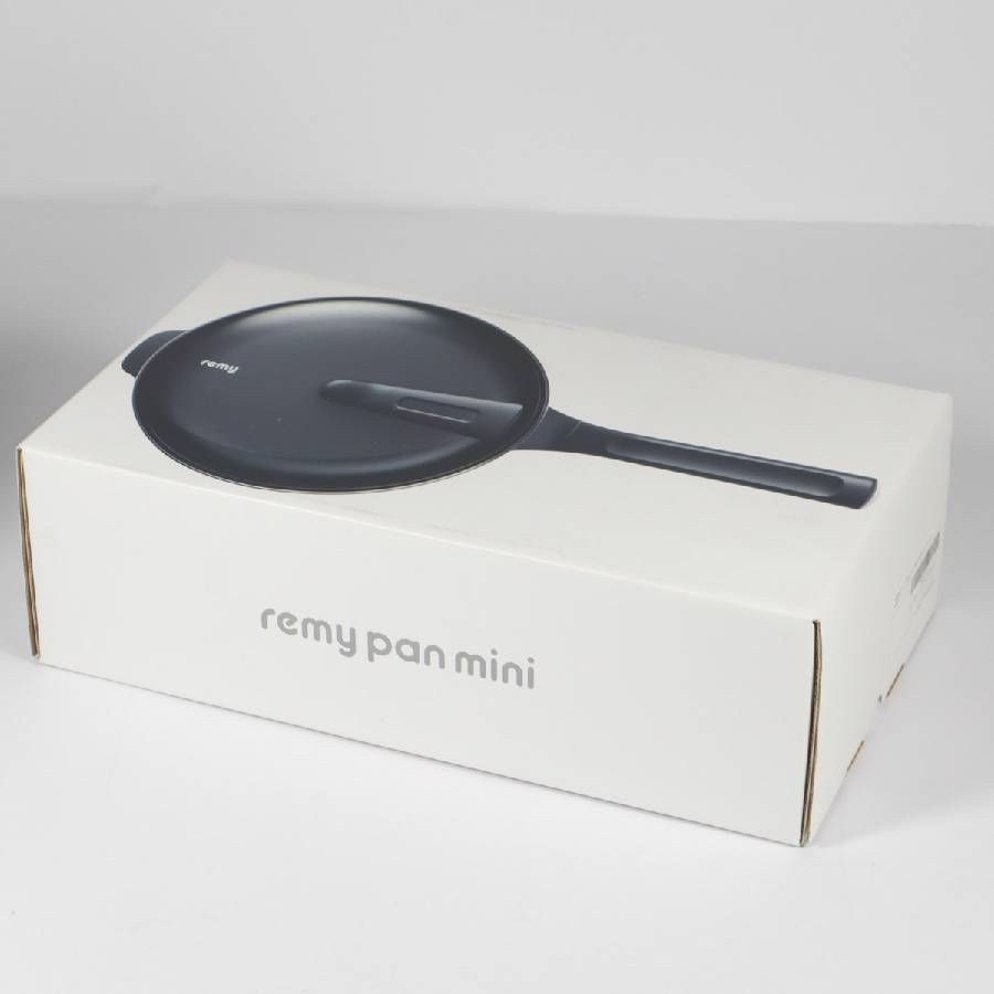 新品・未使用】 remy レミパンミニ 20cm ホワイト フライパン 鍋 RHF