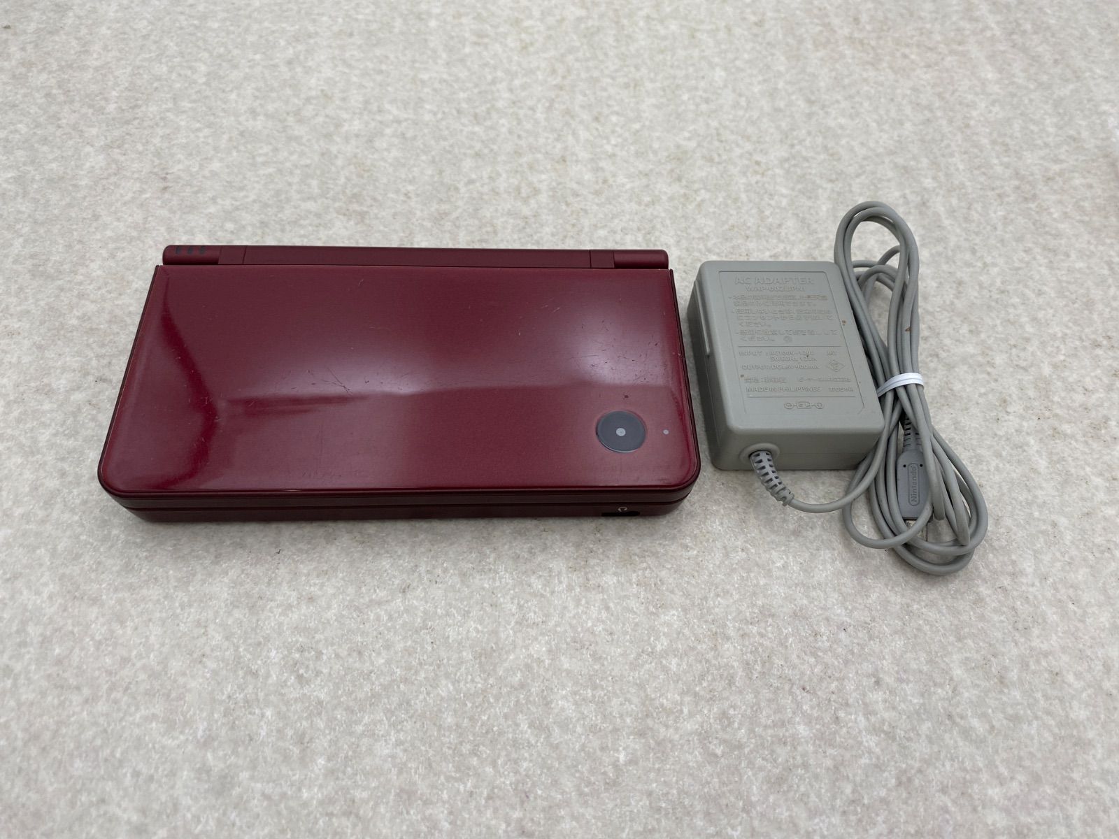 ニンテンドーDSi LL 本体　ワインレッド