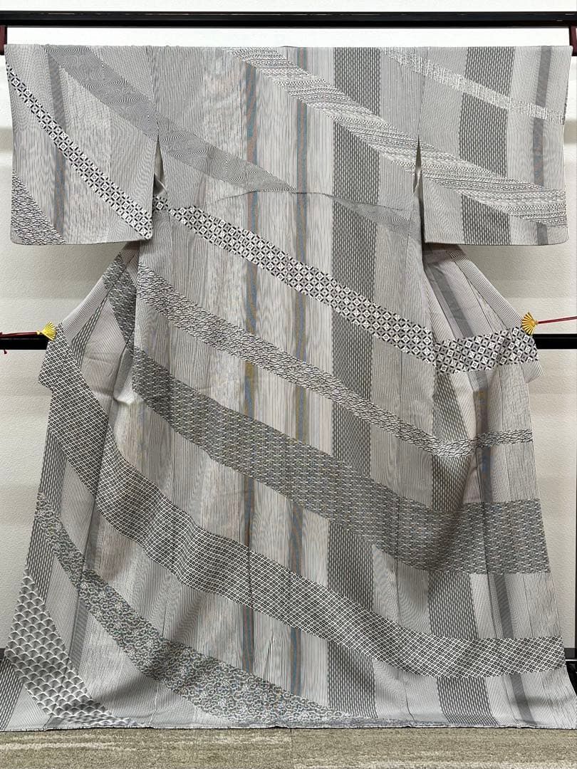 付け下げ 刺繍 金彩 正絹 反物 T9595