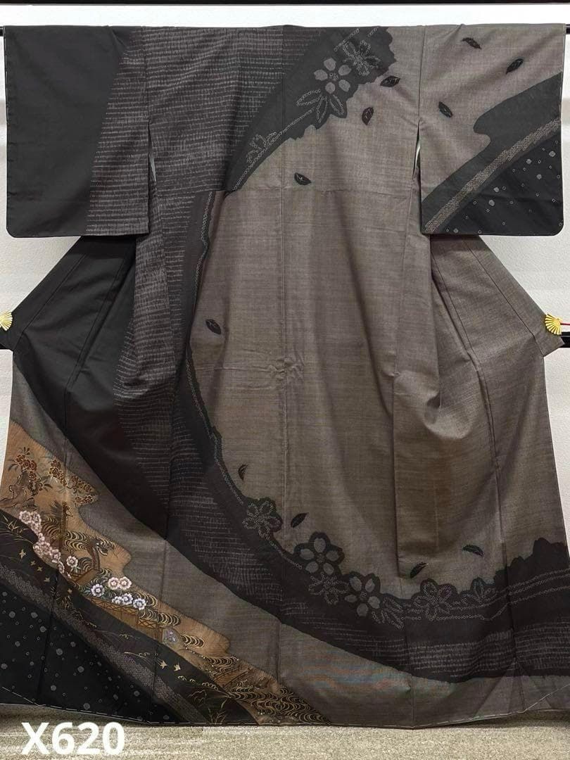 本場大島紬 泥大島 金彩 龍 鳥 絞り 手描き 絣 正絹 躾糸付き X620