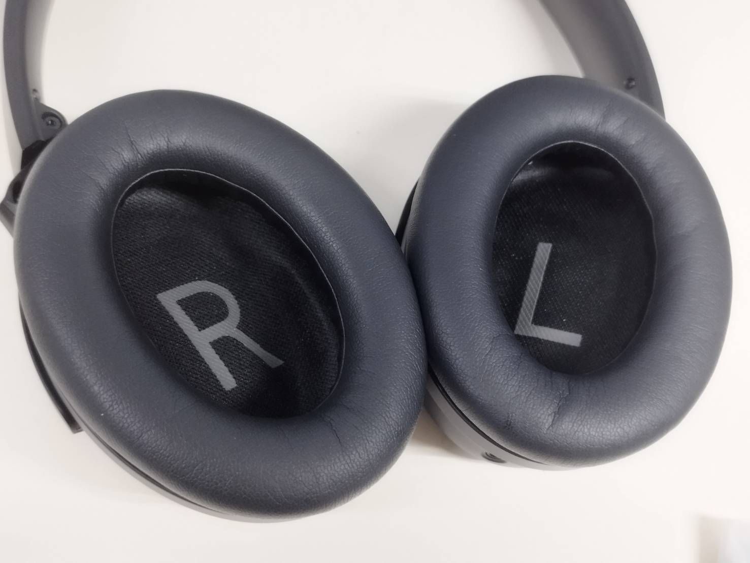 未使用に近い】BOSE QuietComfort 45/437310/ワイヤレスヘッドホン 