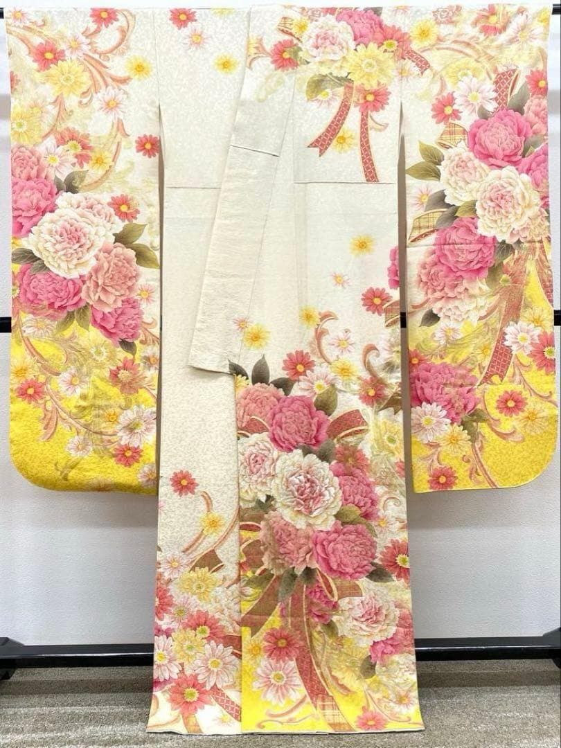 振袖 刺繍 金彩 牡丹 身丈162cm 撥水加工済 MO3270 - メルカリ
