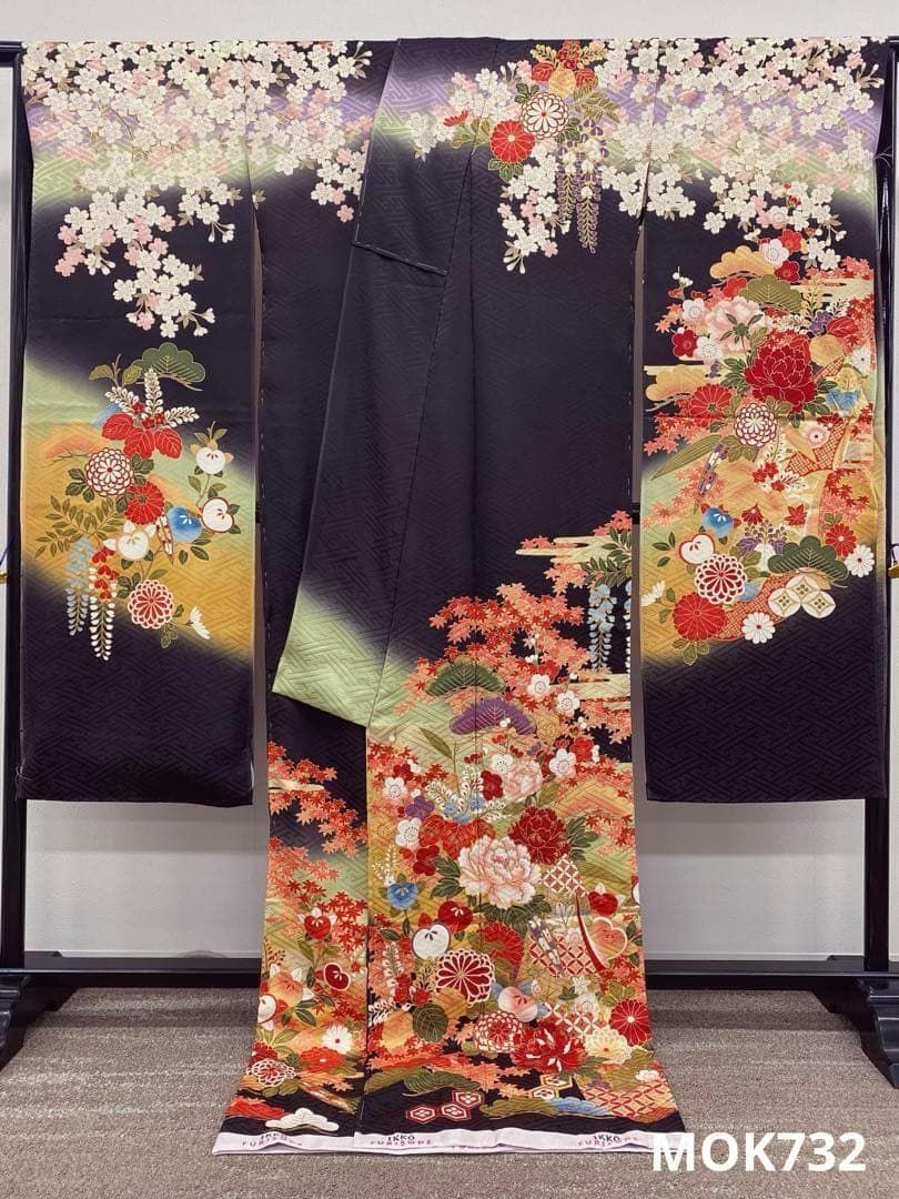 振袖 IKKO 仮絵羽 正絹 金駒 金銀彩 未仕立て品 八掛付き