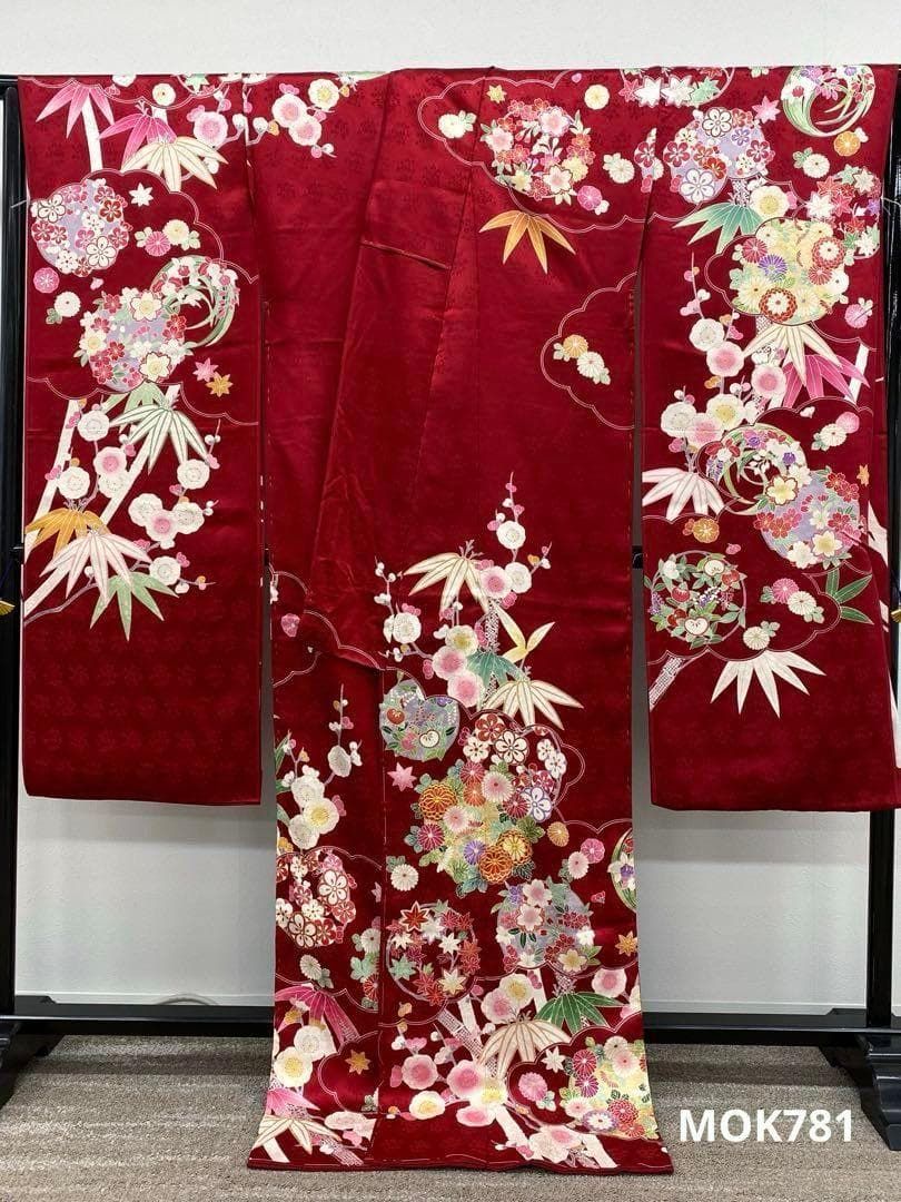 振袖 仮絵羽 正絹 金駒 金彩 紋意匠 未仕立て品 八掛付き MOK781
