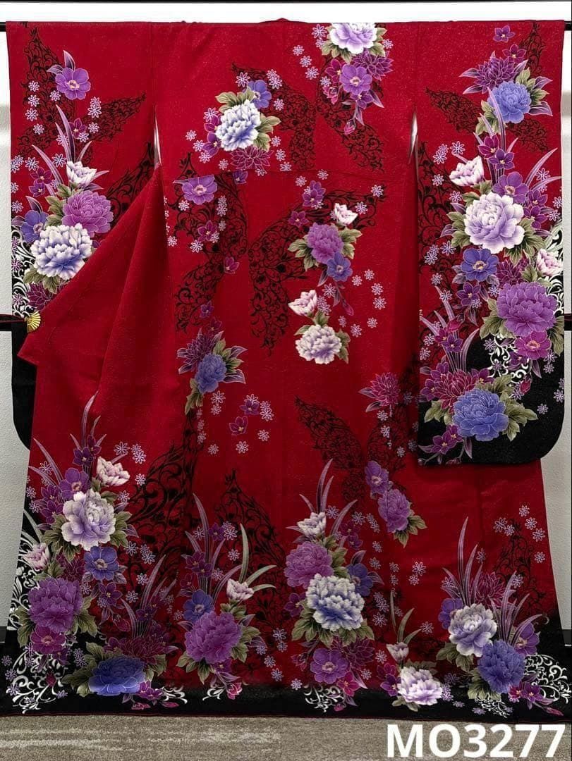 振袖 刺繍 金通し 牡丹 蝶 身丈170cm 撥水加工済 MO3277 26,000円