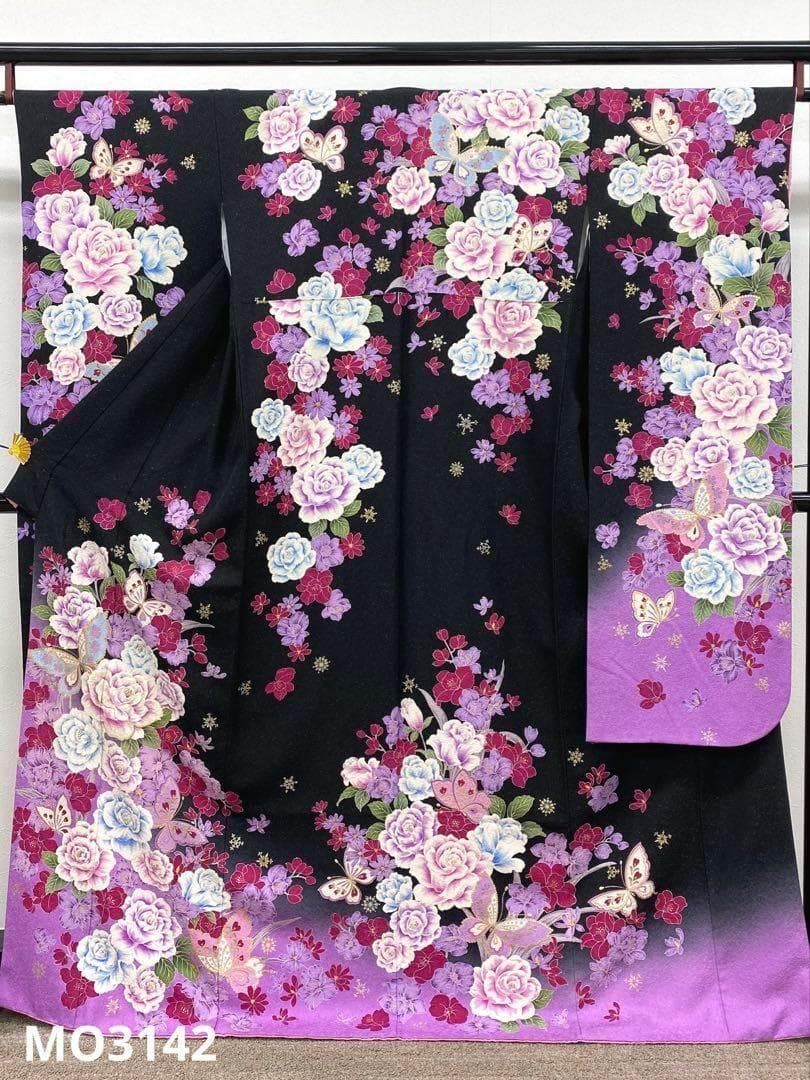 振袖 ラメ刺繍 金彩 銀通し 紋意匠 身丈167cm 撥水加工済 MO3142