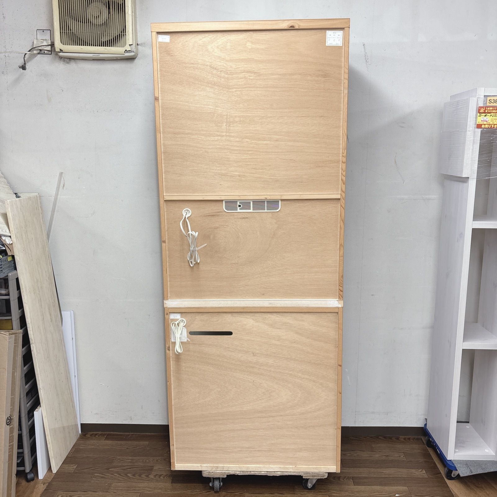 I503 🌈 名古屋市近郊配送設置無料！ NITORI キッチンボード 食器棚