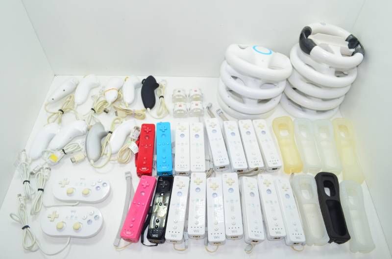 【送料無料】 Wii リモコン ヌンチャク ハンドル クラシックコントローラー 大量セット 任天堂 現状品