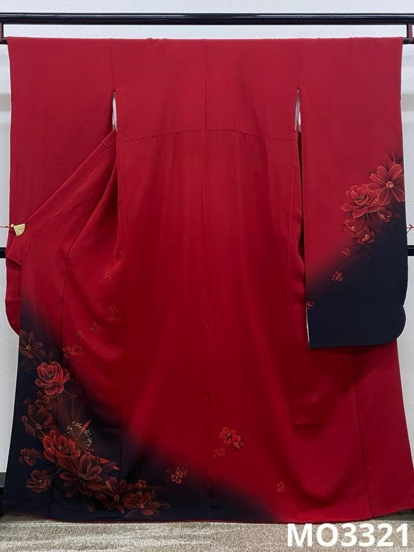 振袖 金彩 牡丹 身丈163cm パールトーン加工済 MO3321