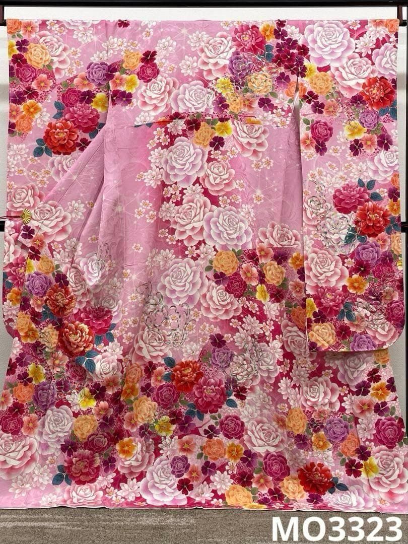 振袖 銀通し ラメ刺繍 薔薇 紋意匠 躾糸付き 身丈167cm MO3323