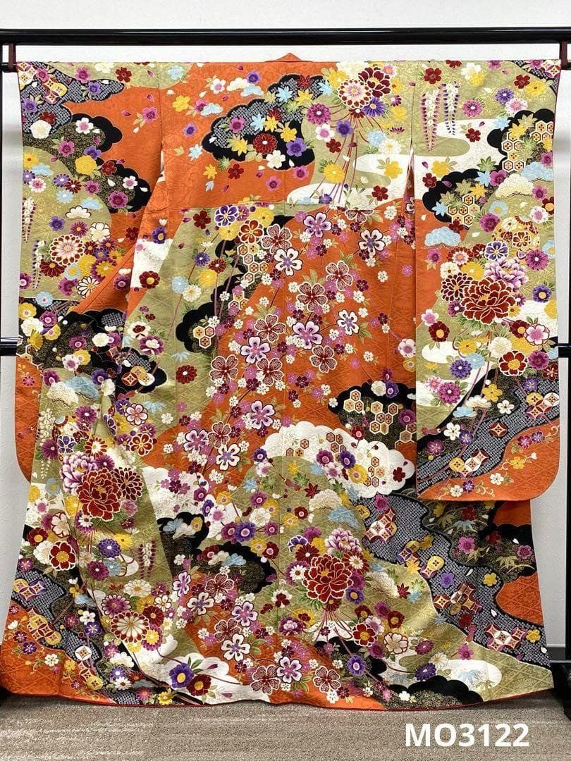 振袖 豪華 金駒 金彩 紋意匠 身丈162cm 撥水加工済 MO3122