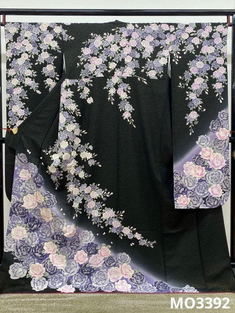 振袖 ラメ刺繍 薔薇尽くし 身丈168cm パールトーン加工済 MO3392