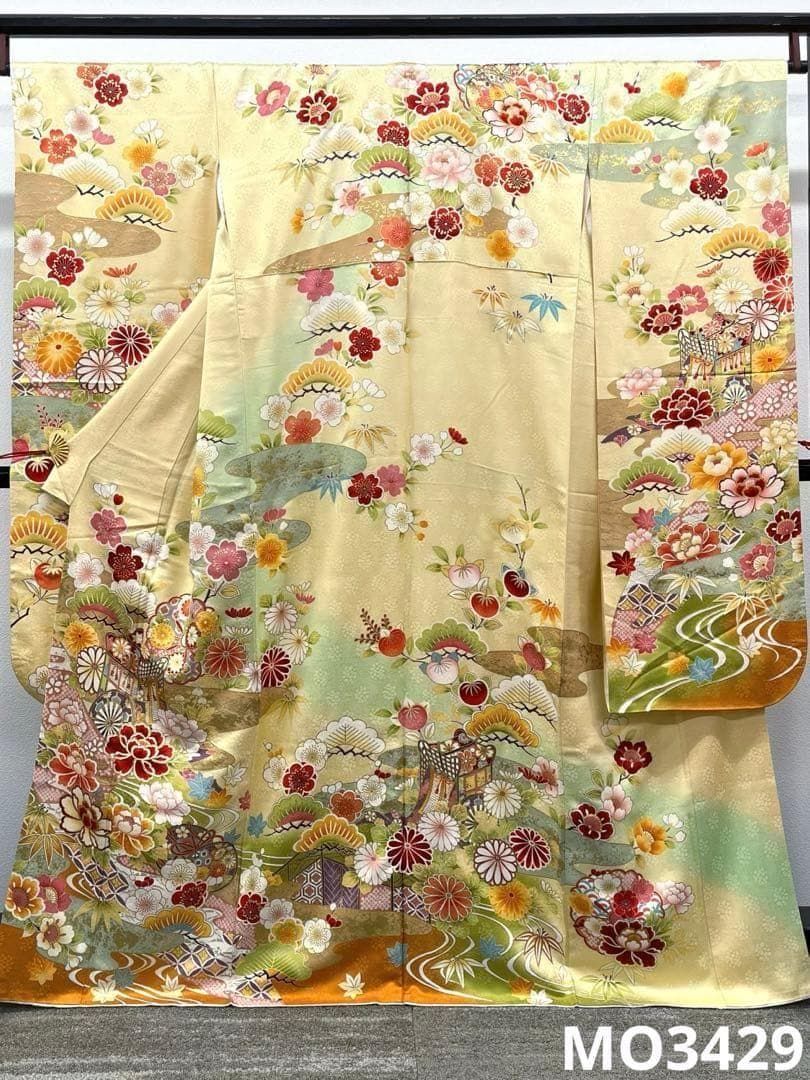振袖 金駒 金彩 紋意匠 身丈162cm 撥水加工済 MO3429