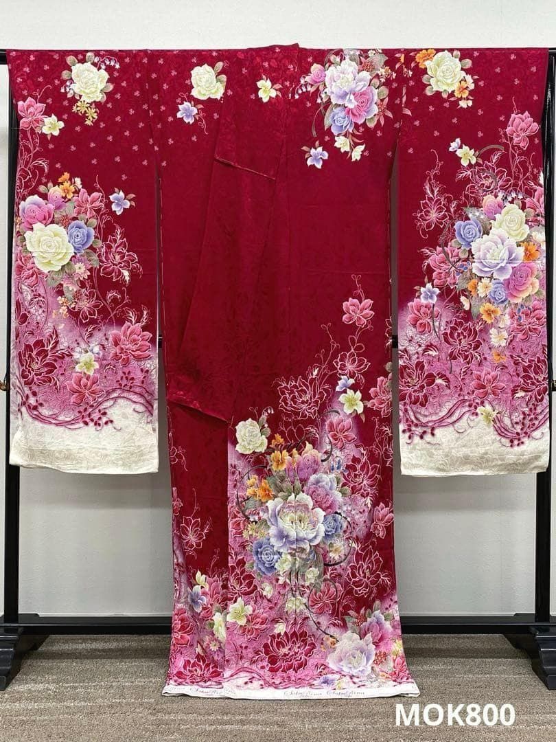 モデル振袖 桜井莉菜 仮絵羽 ラメ刺繍 正絹 未仕立て品 八掛付き MOK800