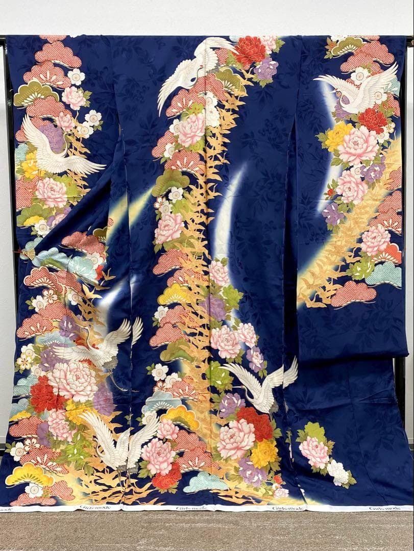 振袖 仮絵羽 ラメ刺繍 金彩 紋意匠 正絹 未仕立て品 八掛付き MOK685 
