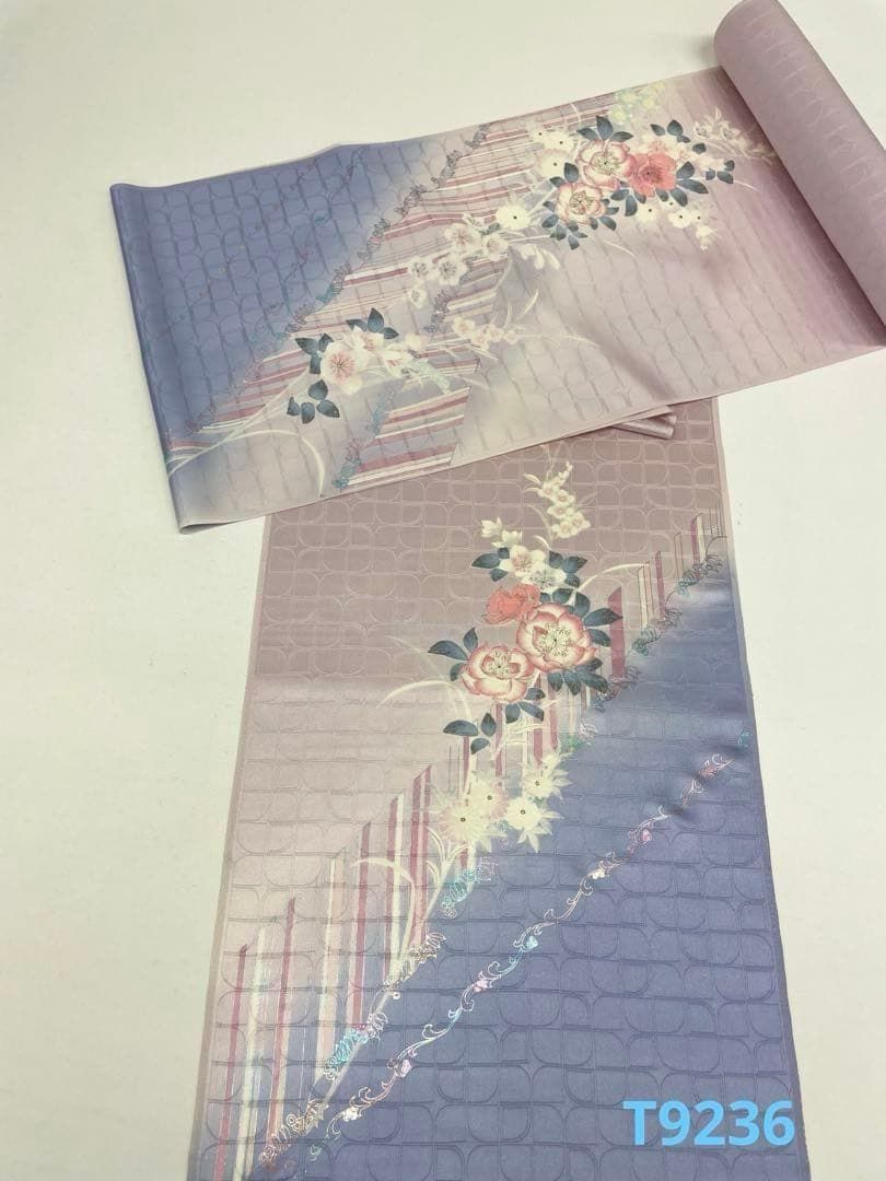 付け下げ 銀彩 金彩 紋意匠 正絹 反物 T9236 15,120円