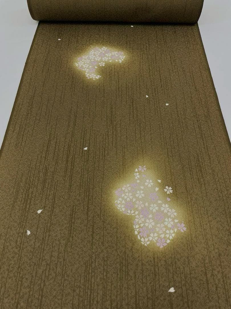 小紋 絣ぼかし 桜 金彩 正絹 反物 T8299 - メルカリ