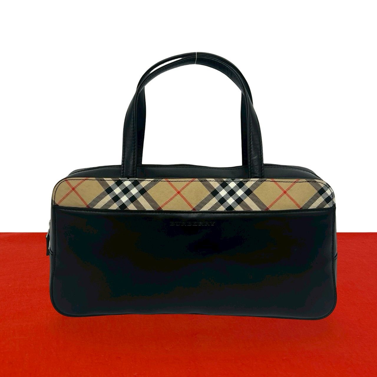 極 美品 BURBERRY バーバリー ノバチェック ロゴ 刻印 レザー 本革