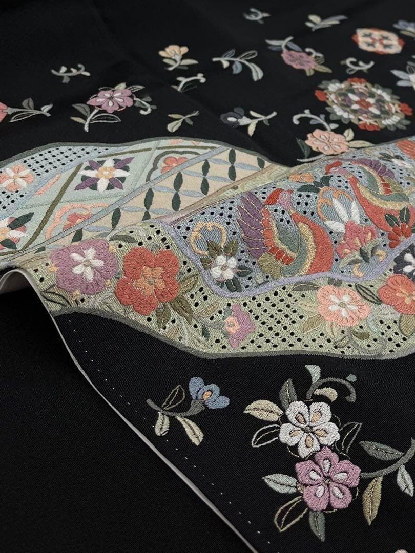 蘇州刺繍 汕頭刺繍 作家物 黒留袖 鳳凰 鳥 比翼仕立て 金糸 正絹 X365