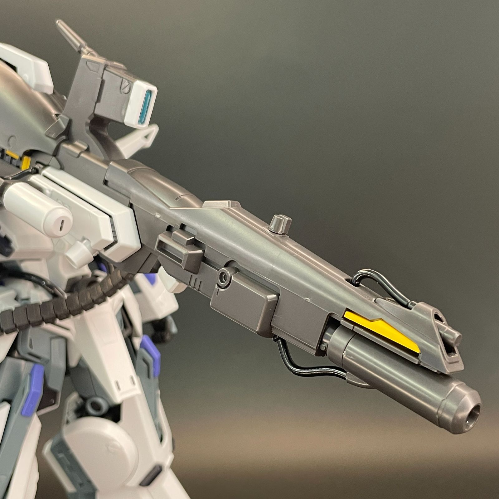ガンプラ【中古品/ランクB、キズ多少あり】 MG 1/100 FAZZ Ver.Ka 完成品 組立済みMG HG ガンダム Gunpla 2817