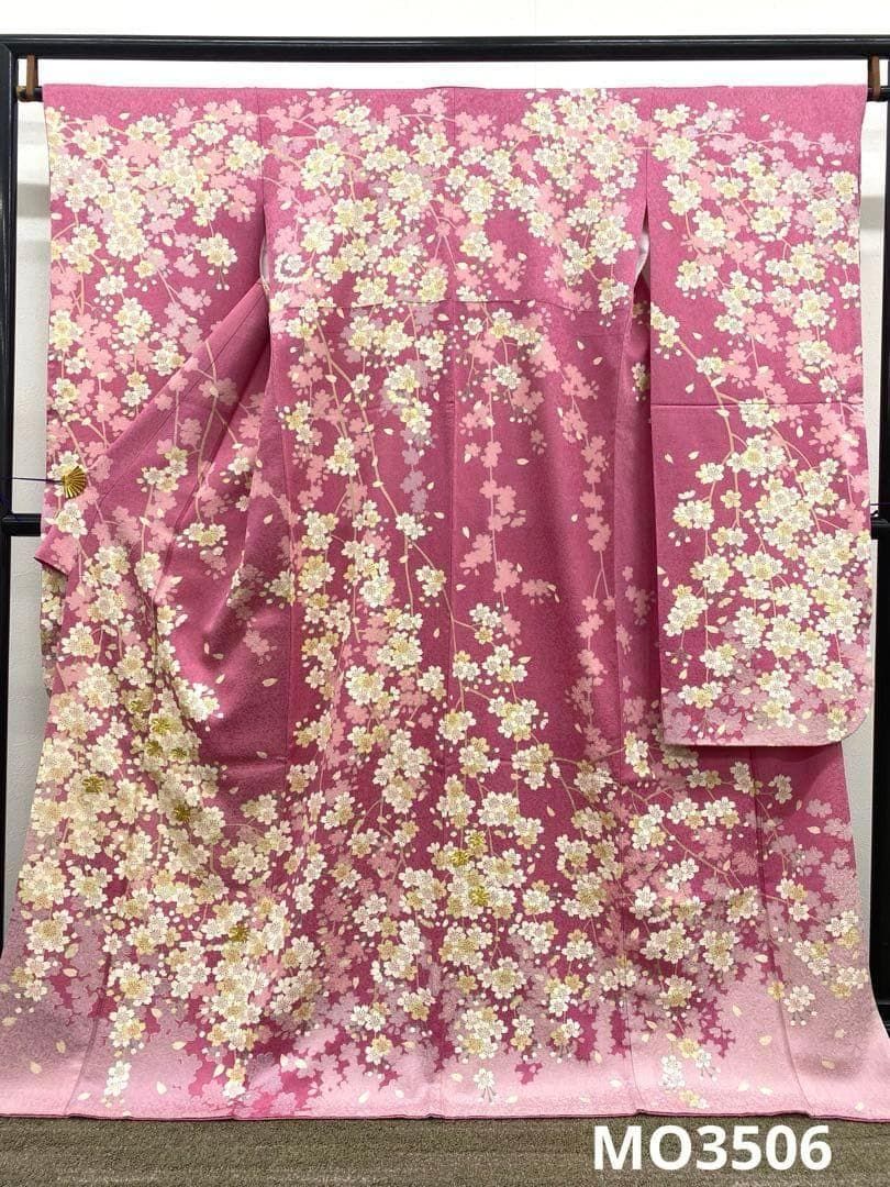 振袖 青柳製 金刺繍 紋意匠 桜 身丈169cm MO3506