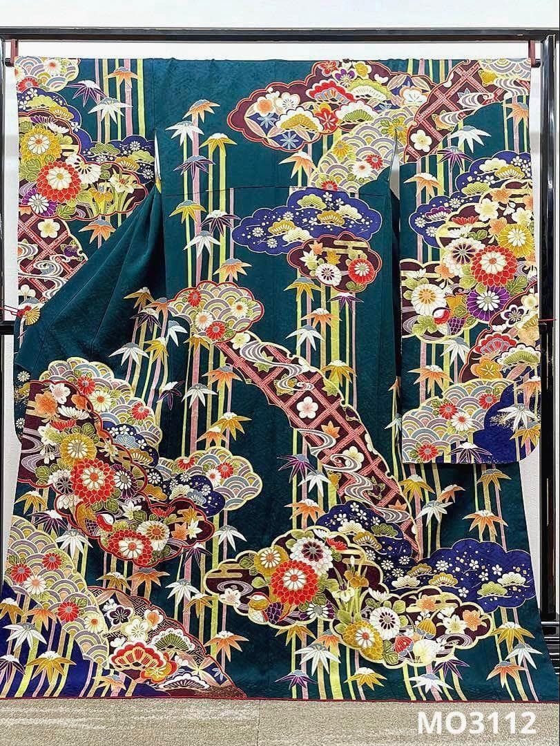 振袖 豪華 刺繍 金彩 紋意匠 身丈167cm 撥水加工済 MO3112