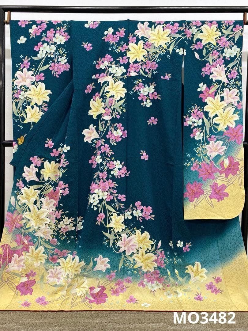 振袖 ラメ刺繍 銀通し 身丈173cm 撥水加工済 ゆったり身幅 MO3482