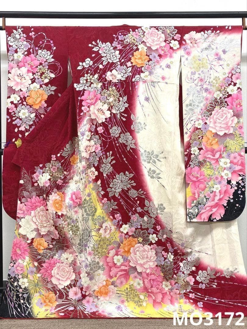 振袖 銀通し ラメ刺繍 金銀彩 身丈167cm パールトーン加工済 MO3172