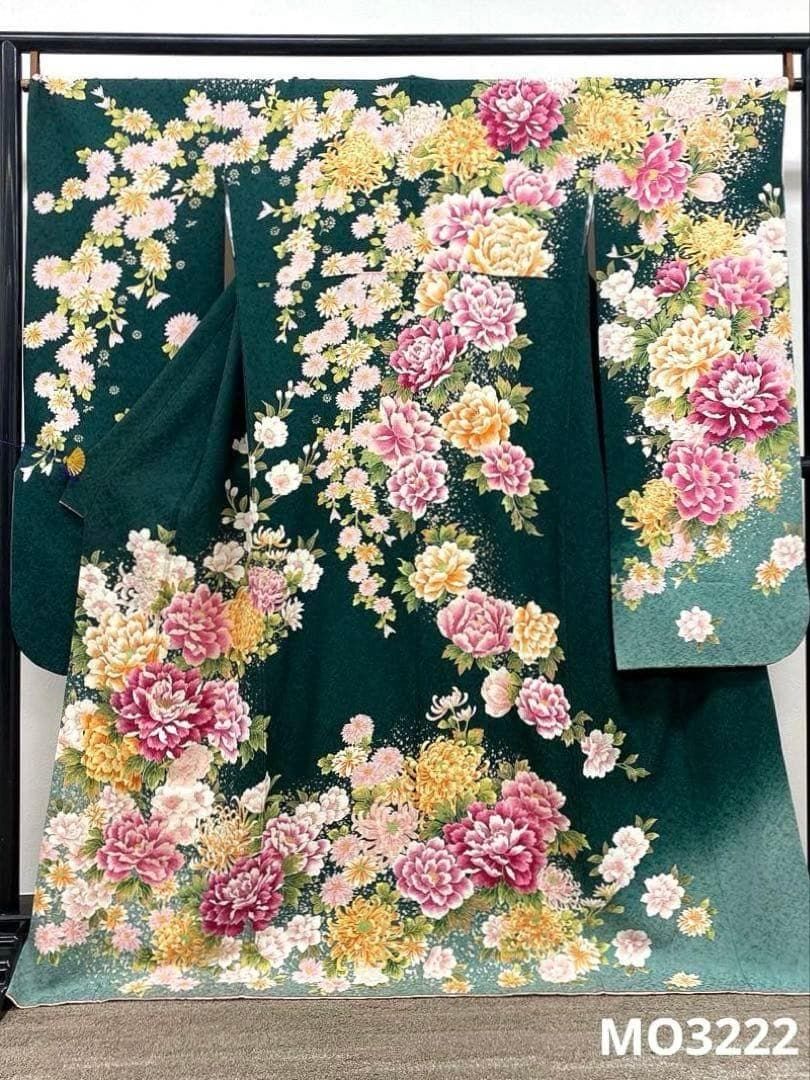 振袖 刺繍 銀彩 銀通し 身丈166cm 撥水加工済 MO3222